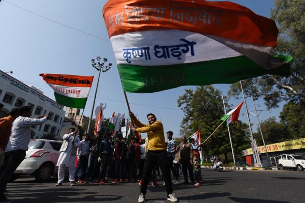 Congress party workers celebrate outside party offices in Bhopal. Jyotiraditya Scindia, who spearheaded the Congress campaign in Madhya Pradesh, said the trends swinging towards large gains for his party reflect people’s desire for change. (Burhaan Kinu / HT Photo) Congress party workers celebrate outside party offices in Bhopal. Jyotiraditya Scindia, who spearheaded the Congress campaign in Madhya Pradesh, said the trends swinging towards large gains for his party reflect people’s desire for change. (Burhaan Kinu / HT Photo)