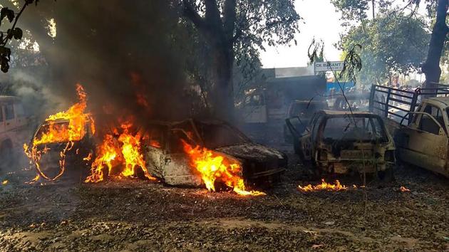 Vehicles set on fire by a mob during a protest over the alleged illegal slaughter of cattle, in Bulandshahr(File Photo)