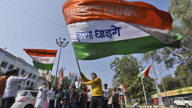 Congress party supporters celebrate the party’s leads in Madhya Pradesh state elections at the party’s headquarters, in Bhopal, Madhya Pradesh. (Burhaan Kinu / HT Photo) Congress party supporters celebrate the party’s leads in Madhya Pradesh state elections at the party’s headquarters, in Bhopal, Madhya Pradesh. (Burhaan Kinu / HT Photo)
