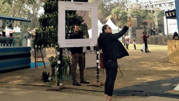 Take a selfie and Instagram it