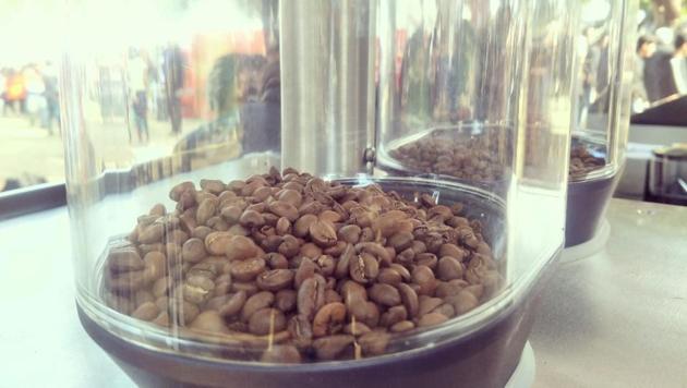 Roast and grind for a tasty coffee brew