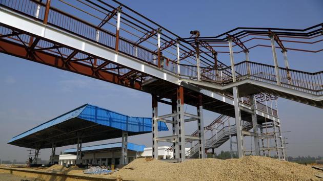 This year, according to Nepal Investment Board, China has invested USD 471 million, while India has committed only USD 51 million. “Investment from both China and India are in the rising trend. It appears they are both competing with investments, but it is a healthy competition which is beneficial for Nepal,” said Uttam Wagle, a Nepal Investment Board spokesman. (Niranjan Shrestha / AP) 
