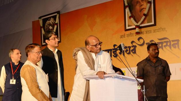 Nationalist Congress Party chief Sharad Pawar, an avid follower of Bharat Ratna Pandit Bhimsen Joshi, sat through Shrinivas Joshi’s performance on the fourth day of 66th Sawai Gandharav Bhimsen Mahotsav at Maharashtriya Mandal Sankul, Mukundnagar on Saturday. (HT PHOTO) 