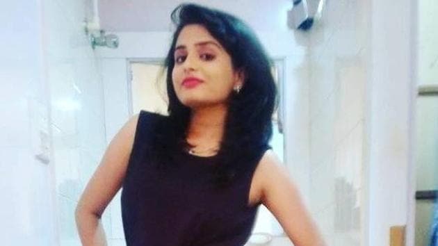 A senior anchor of a private news channel was arrested by Noida’s Sector 49 police on Sunday for the death of Radhika Kaushik, a female anchor of the same channel, who ‘fell’ to her death on Friday(Facebook/Radhika Kaushik)