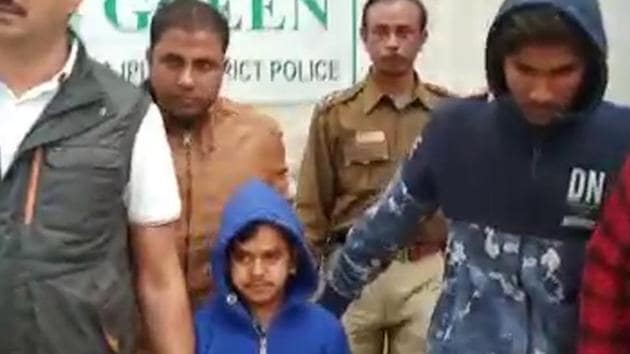 The arrested accused have been identified as Safikul Mandal (in brown jacket), Zaffar Rahman (in blue sweatshirt) and Sultan Mumtaz (on the right). (Yogendra Kumar/HT PHOTO) The arrested accused have been identified as Safikul Mandal (in brown jacket), Zaffar Rahman (in blue sweatshirt) and Sultan Mumtaz (on the right). (Yogendra Kumar/HT PHOTO)