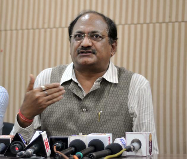 Brijesh Dixit, managing director, Maha- Metro.(HT PHOTO) Brijesh Dixit, managing director, Maha- Metro.(HT PHOTO)