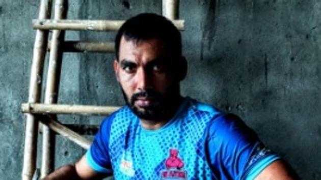 Anup Kumar poses for a picture.(Anup Kumar/ Twitter) Anup Kumar poses for a picture.(Anup Kumar/ Twitter)