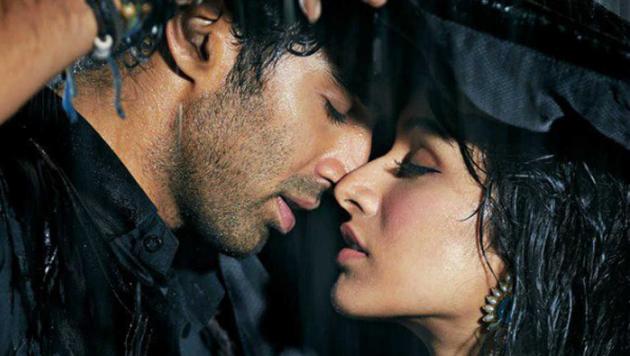 Ashiqui 2 starred Aditya Roy Kapur and Shraddha Kapoor.