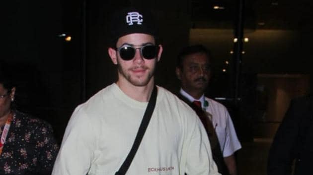 Nick Jonas was spotted at the Mumbai airport on Wednesday.(Viral Bhayani/Instagram)