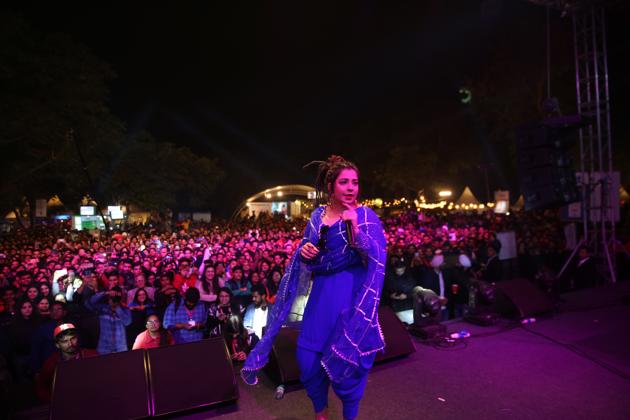 Singer Jasmine Sandlas performs at HT Palate Fest 2018 