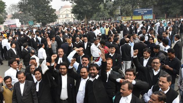 The AIBE XIII admit card will be released latest by 6pm on Wednesday by the Bar Council of India on its official website . The examination will be held on December 23, 2018. (HT file)