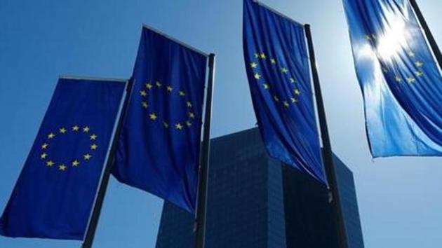European Union flags flutter outside the headquarters of the European Central Bank (ECB) in Frankfurt, Germany on April 21, 2016.(Reuters) European Union flags flutter outside the headquarters of the European Central Bank (ECB) in Frankfurt, Germany on April 21, 2016.(Reuters)