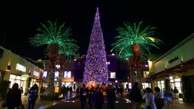 US shoppers will spend an estimated $26 billion on December 22, beating the $24 billion they shelled out on the day after Thanksgiving, the industry researcher said. (AFP) US shoppers will spend an estimated $26 billion on December 22, beating the $24 billion they shelled out on the day after Thanksgiving, the industry researcher said. (AFP)