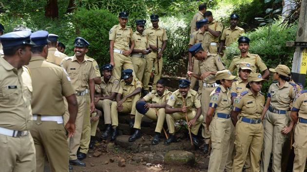 On Thursday, when Orthodox priest Father Thomas Paul Ramban reached the church, he was prevented by hundreds of Jacobite parishioners from entering the Kothamangalam church.(AFP/Picture for representation)