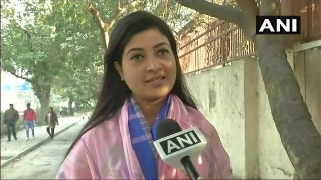 Lamba, an MLA from Chandni Chowk, on Friday said she had “opposed” the inclusion of the portion on Gandhi and was being “punished” for the same. (ANI/Twitter) Lamba, an MLA from Chandni Chowk, on Friday said she had “opposed” the inclusion of the portion on Gandhi and was being “punished” for the same. (ANI/Twitter)