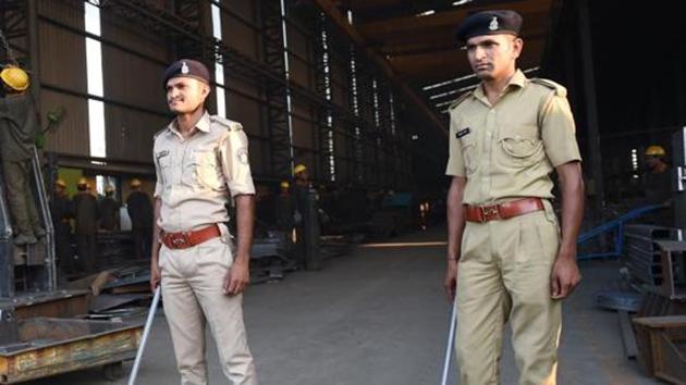 The agency charge-sheeted 27 persons in the case and 13 were found guilty of criminal conspiracy, attempted cheating and forgery(HT File) The agency charge-sheeted 27 persons in the case and 13 were found guilty of criminal conspiracy, attempted cheating and forgery(HT File)