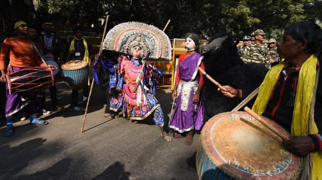Members of Chotanagpur Totemic Kudmi/Kurmi Samaj protest demanding their inclusion in the scheduled tribe list, the inclusion of the kudmali language in the eight schedule of the constitution, district wise preference in the recruitment process of 3rd and 4th graded employment and the reinstatement of the Chotanagpur CNT Act-1908, at Jantar Mantar in New Delhi. (Sonu Mehta / HT Photo)