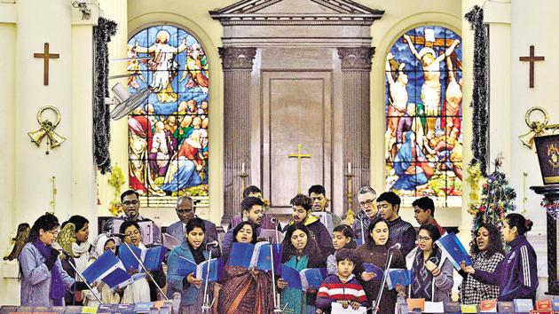 A choir sings Christmas carols at St. James' Church, near Kashmere Gate, in Delhi on December 23.(Amal KS/HT PHOTO) A choir sings Christmas carols at St. James' Church, near Kashmere Gate, in Delhi on December 23.(Amal KS/HT PHOTO)