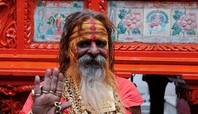 Golden Baba, four other seers expelled from Juna Akhada in Prayagraj ...