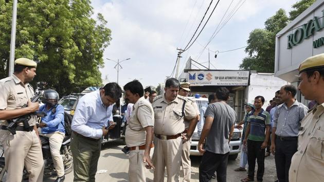 According to the police, a woman, later identified to be Ruhi Kumari (22), was behind the wheels, taking driving lessons from her driver who was seated beside her.(Representative Photo) According to the police, a woman, later identified to be Ruhi Kumari (22), was behind the wheels, taking driving lessons from her driver who was seated beside her.(Representative Photo)