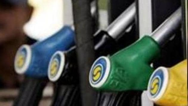 US oil prices rose on Friday to claw back some of the ground they lost in the previous session. (Representational Image).(AFP) US oil prices rose on Friday to claw back some of the ground they lost in the previous session. (Representational Image).(AFP)