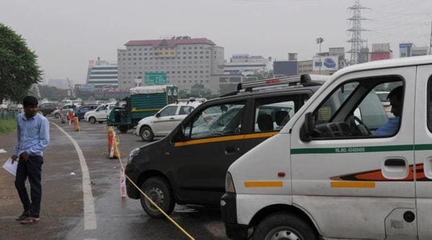 The amended Motor Vehicle Bill aims to usher reforms in the transport sector and would amend the Motor Vehicle Act, 1988.(HT file photo)