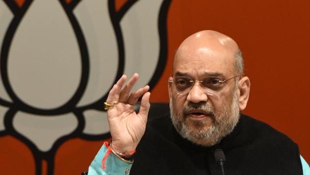 BJP president Amit Shah on Monday renewed his attacks on Congress president Rahul Gandhi and his mother over the Enforcement Directorate claims in the AgustaWestland VVIP chopper scam.(Mohd Zakir/HT PHOTO) BJP president Amit Shah on Monday renewed his attacks on Congress president Rahul Gandhi and his mother over the Enforcement Directorate claims in the AgustaWestland VVIP chopper scam.(Mohd Zakir/HT PHOTO)