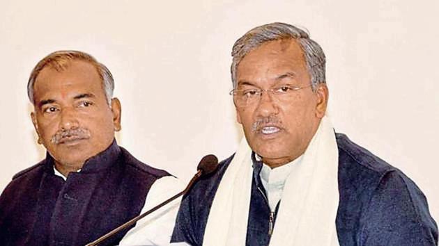 Chief minister Trivendra Singh Rawat addresses a press conference at his residence in Dehradun on Monday, December 31, 2018.(HT Photo)