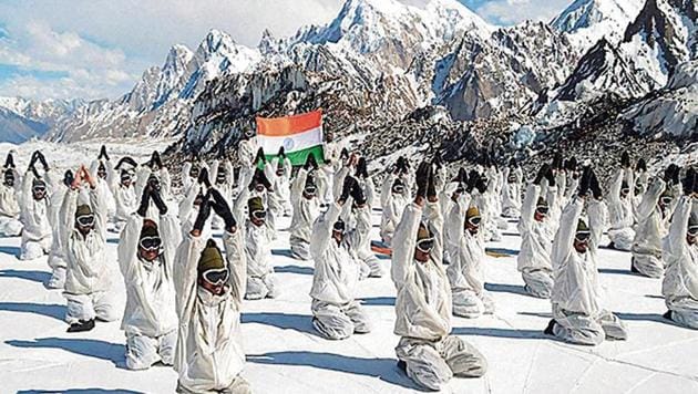 Soldiers deployed on the Siachen glacier may soon be able to bathe, a luxury they cannot currently afford during their three-month stay at posts located at heights of up to 21,700 feet as water is a scarce resource.(PTI File Photo)