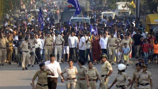 Thousands of Dalits gathered in Bhima Koregaon of Maharashtra’s Pune district on Tuesday to mark the 201st anniversary of a British-era war as the administration threw a protective ring around the small village in an effort to avoid the repeat of the large-scale violence last year.(PTI File Photo)