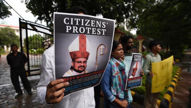 People held a protest against Bishop Franco Mullakkal for his arrest outside the Kerala House, in New Delhi, India, on September 21, 2018.(Biplov Bhuyan/HT PHOTO)