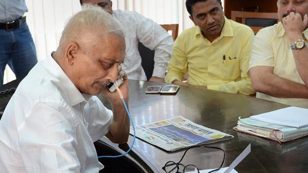 Ailing Goa chief minister Manohar Parrikar at the State Secretariate in Panaji on January 1. (PTI Photo) Ailing Goa chief minister Manohar Parrikar at the State Secretariate in Panaji on January 1. (PTI Photo)