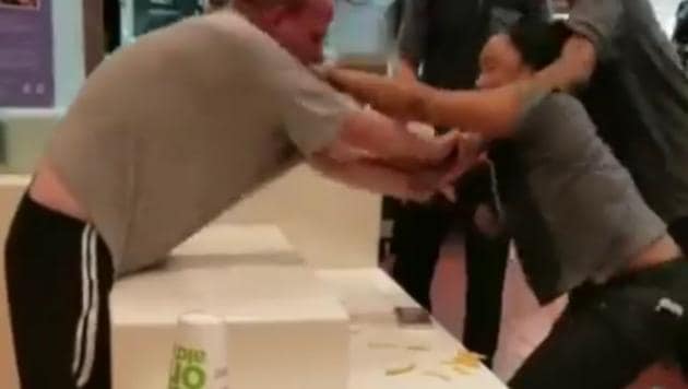 Brenda Biandudi, who recorded the incident on her phone, said the man was upset over not finding straws at the condiment station. (TJ Biandudi /Facebook) Brenda Biandudi, who recorded the incident on her phone, said the man was upset over not finding straws at the condiment station. (TJ Biandudi /Facebook)