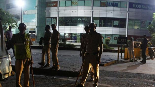Police said they would take notice of all these spots and ensure that instructions are followed by restaurants, pubs and bars in the city. (HT File / Representational Photo) Police said they would take notice of all these spots and ensure that instructions are followed by restaurants, pubs and bars in the city. (HT File / Representational Photo)
