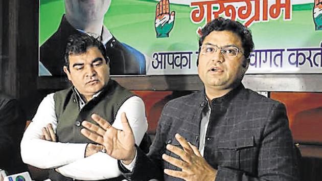 Haryana Congress chief Ashok Tanwar addresses a press conference in Gurugram on Wednesday, January 02, 2019.(HT Photo) Haryana Congress chief Ashok Tanwar addresses a press conference in Gurugram on Wednesday, January 02, 2019.(HT Photo)