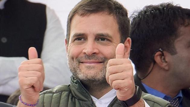 Congress president Rahul Gandhi gives a thumbs up in Jaipur.(PTI)