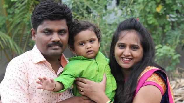 Atharva Barkade with his parents Ajit and Jyoti. (HT Photo) Atharva Barkade with his parents Ajit and Jyoti. (HT Photo)
