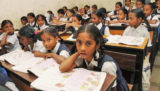 The Congress-Janata Dal (Secular) government’s decision to introduce English as medium of instruction in government schools, announced in the Budget presented by chief minister HD Kumaraswamy in July last year, came in for sharp criticism from Kannada littérateurs. (PTI/ Representative Image) The Congress-Janata Dal (Secular) government’s decision to introduce English as medium of instruction in government schools, announced in the Budget presented by chief minister HD Kumaraswamy in July last year, came in for sharp criticism from Kannada littérateurs. (PTI/ Representative Image)