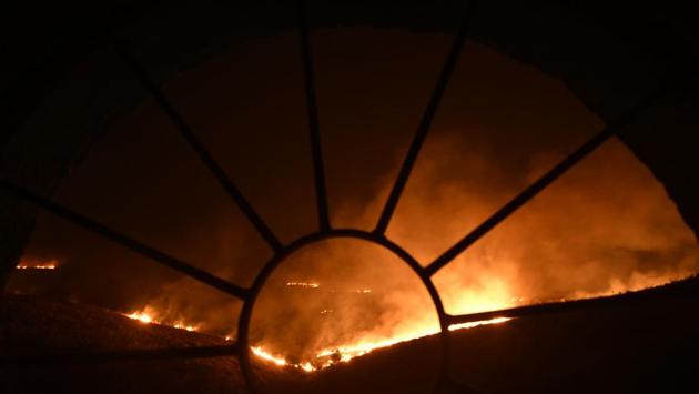 A major fire broke out in Platinum polymerchemical company in Badlapur MIDC area this morning. Six fire tenders rushed to the spot. The fire also led to blasts in the chemical drums in the company which caused panic like situation. There is no report about any injury or casualty in the incident. Smoke released from the fire covered a 4-5 km area. The cause is yet to be ascertained. (Shashi S Kashyap / HT File / Representative image) A major fire broke out in Platinum polymerchemical company in Badlapur MIDC area this morning. Six fire tenders rushed to the spot. The fire also led to blasts in the chemical drums in the company which caused panic like situation. There is no report about any injury or casualty in the incident. Smoke released from the fire covered a 4-5 km area. The cause is yet to be ascertained. (Shashi S Kashyap / HT File / Representative image)