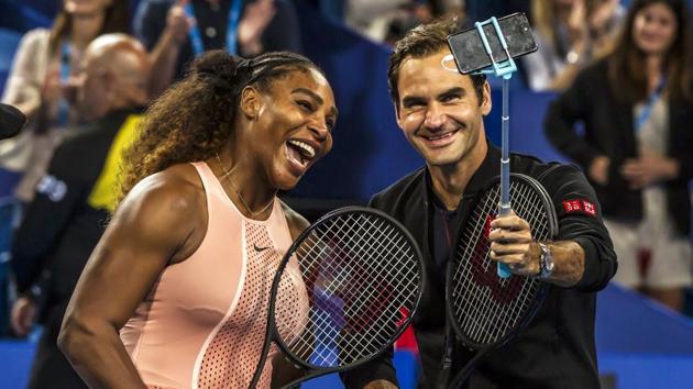 Serena Williams of the US (L) and Roger Federer of Switzerland (R) take a selfie following their mixed doubles match on day four of the Hopman Cup tennis tournament in Perth, Australia. (Tony Ashby / AFP) Serena Williams of the US (L) and Roger Federer of Switzerland (R) take a selfie following their mixed doubles match on day four of the Hopman Cup tennis tournament in Perth, Australia. (Tony Ashby / AFP)
