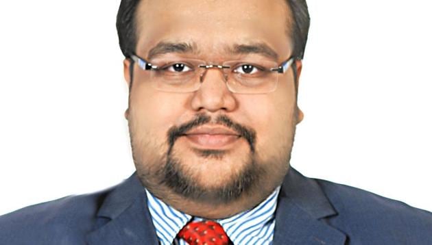 IIT Kanpur B Tech graduate Rounak Majumdar cracked CAT 2018 exam with 100 percentile score. His overall score was 251.38 out of 300. IIT Kanpur B Tech graduate Rounak Majumdar cracked CAT 2018 exam with 100 percentile score. His overall score was 251.38 out of 300.