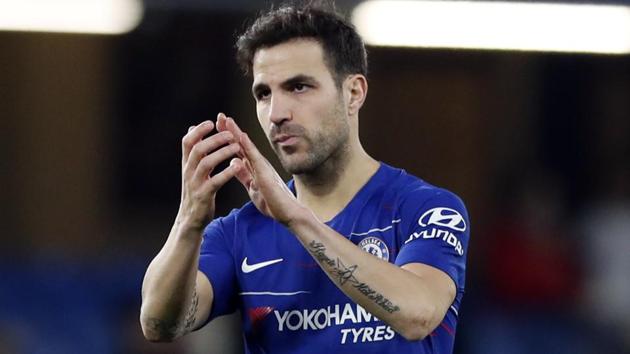 Chelsea's Cesc Fabregas applauds the supporters at the end of the English FA Cup third round match.(AP)