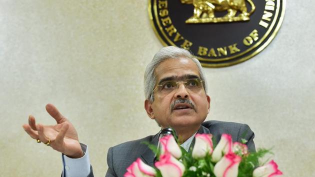Reserve Bank of India (RBI) Governor Shaktikanta Das interacts with the media at the RBI office, in New Delhi on January 7. (PTI Photo)
