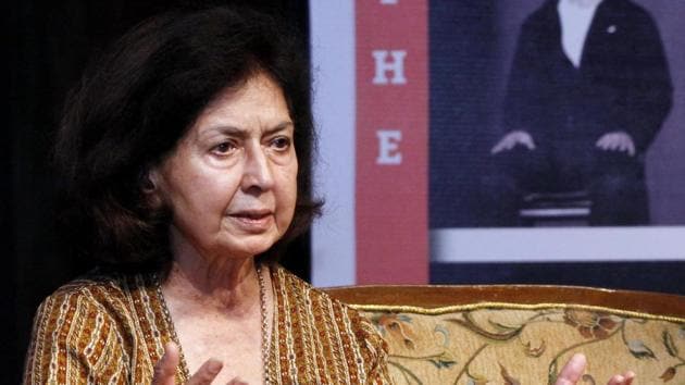 Author Nayantara Sahgal’s invitation was withdrawn after protests from political groups including the Maharashtra Navnirman Sena (MNS), on inviting a writer in English to a Marathi literary meet.(HT FILE PHOTO) Author Nayantara Sahgal’s invitation was withdrawn after protests from political groups including the Maharashtra Navnirman Sena (MNS), on inviting a writer in English to a Marathi literary meet.(HT FILE PHOTO)