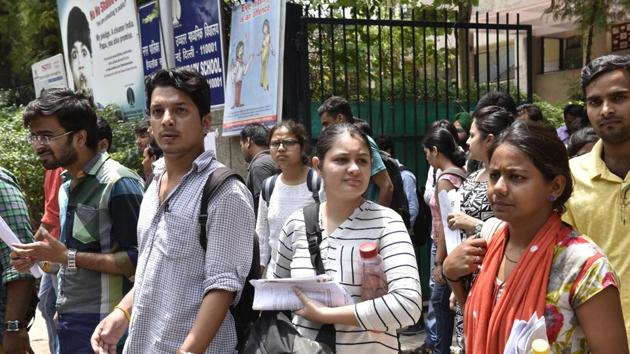 The Uttar Pradesh Basic Education Board (UPBEB) has released the answer key for the recruitment exam to recruit 69,000 assistant teachers in the state.(Arvind Yadav/HT file) The Uttar Pradesh Basic Education Board (UPBEB) has released the answer key for the recruitment exam to recruit 69,000 assistant teachers in the state.(Arvind Yadav/HT file)