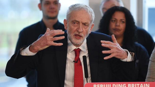 Opposition Labour party leader Jeremy Corbyn gives a speech on Brexit at a manufacturing plant in Wakefield, north England on January 10, 2019. (AFP) Opposition Labour party leader Jeremy Corbyn gives a speech on Brexit at a manufacturing plant in Wakefield, north England on January 10, 2019. (AFP)