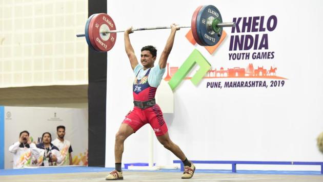 Abhishek Mahajan (MAH) (u-17 55kg gold medallist) in action at the  Khelo India Youth Games 2019. (HT PHOTO) 