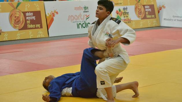 Judokas proved unstoppable, winning three of the six gold at stake on the opening day of the event in the Khelo India Youth Games 2019 here on Thursday. Delhi won three gold, one silver and two bronze for a total of six medals. (HT PHOTO) 