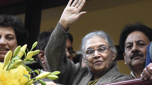 Former Delhi chief minister Sheila Dikshit waves to crowd after being appointed as Delhi Pradesh Congress Committee president , Thursday, January 10, 2019. (Arvind Yadav/HT Photo) Former Delhi chief minister Sheila Dikshit waves to crowd after being appointed as Delhi Pradesh Congress Committee president , Thursday, January 10, 2019. (Arvind Yadav/HT Photo)