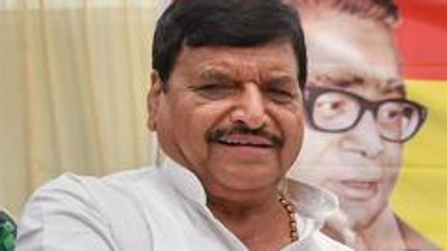 Pragatisheel Samajwadi Party-Lohia (PSPL) president Shivpal Yadav has lashed out at Bahujan Samaj Party chief Mayawati for her statement that people should not waste their votes by supporting Shivpal’s party, the Pragatisheel Samajwadi Party-Lohia (PSPL).(PTI)